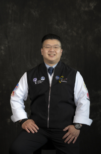 李鎮宇 Larry Lee
